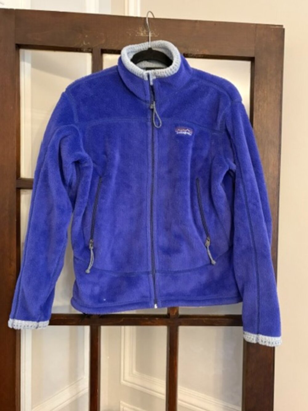 Patagonia R4 Fleece Jacket in Purple with Gray Trim, Size Medium